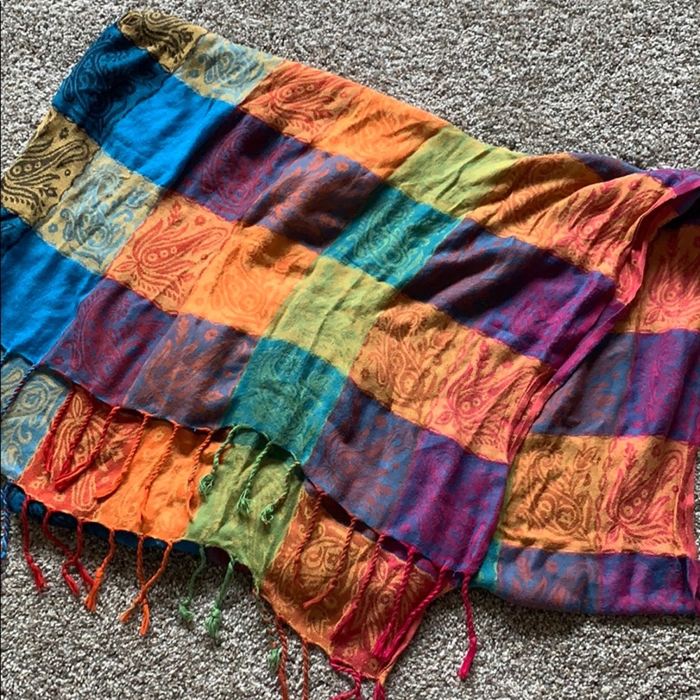 Multi-color pashmina